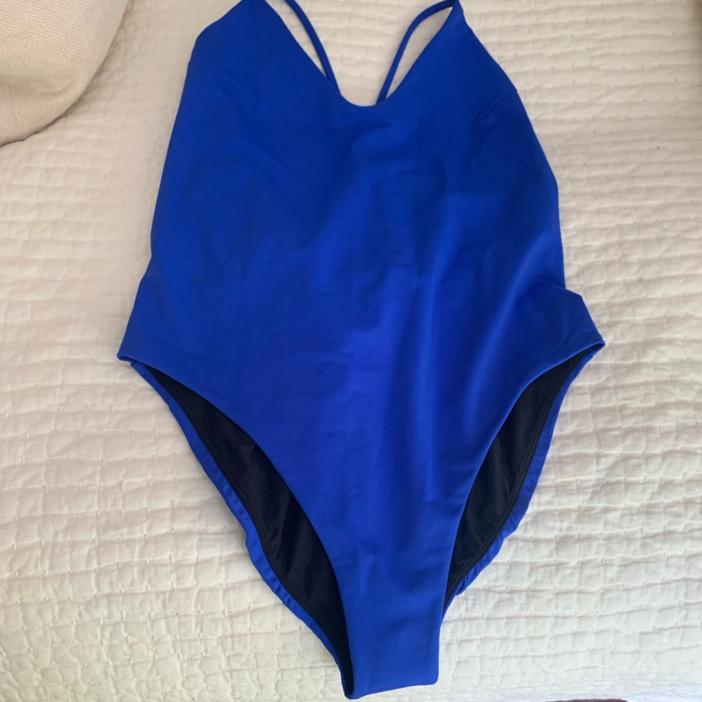 NWT Kit and Ace one piece swim size Large